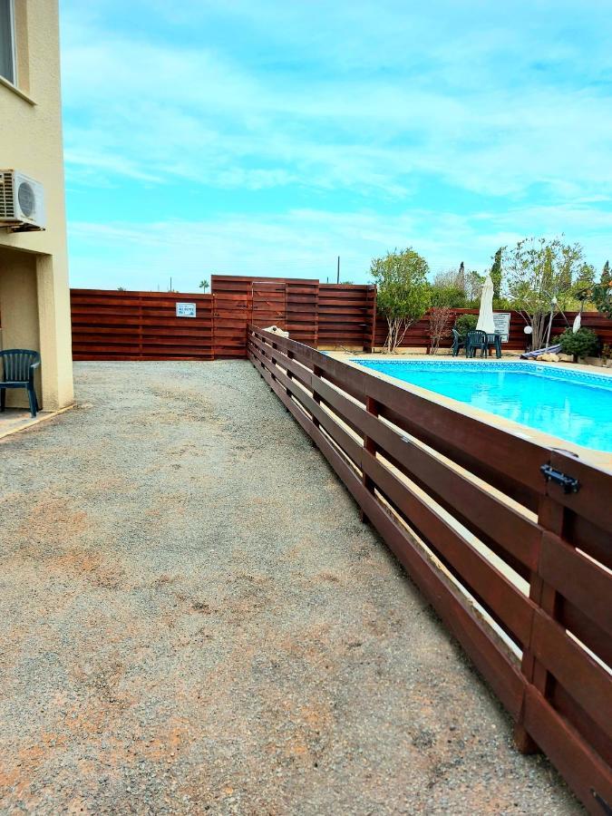 Sea Caves Suite Peyia Bagian luar foto